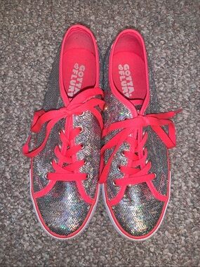 Gotta Flurt Glitter Sneakers